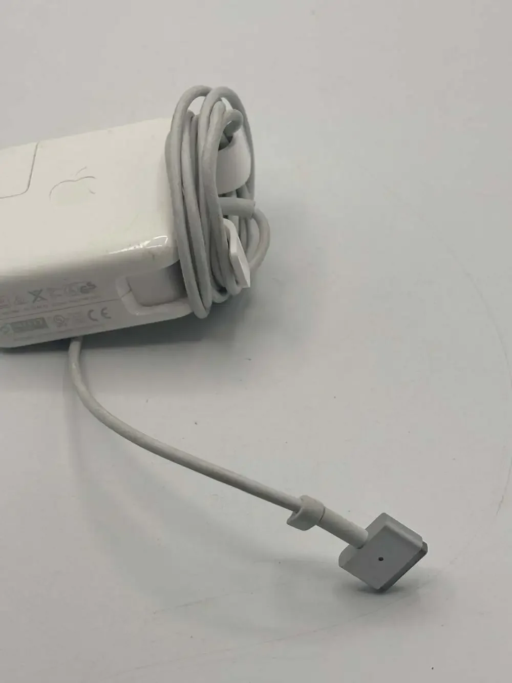 Apple 45w magsafe