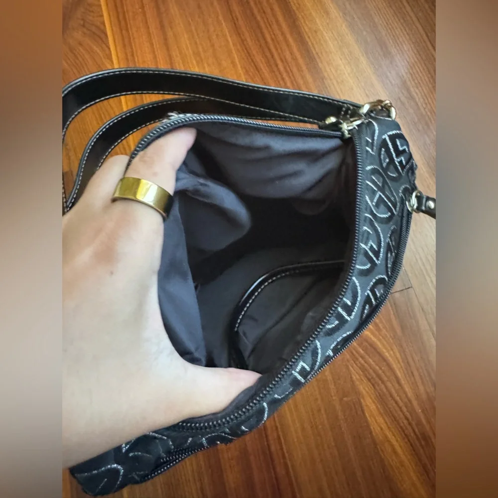Giani Bernini stylish black