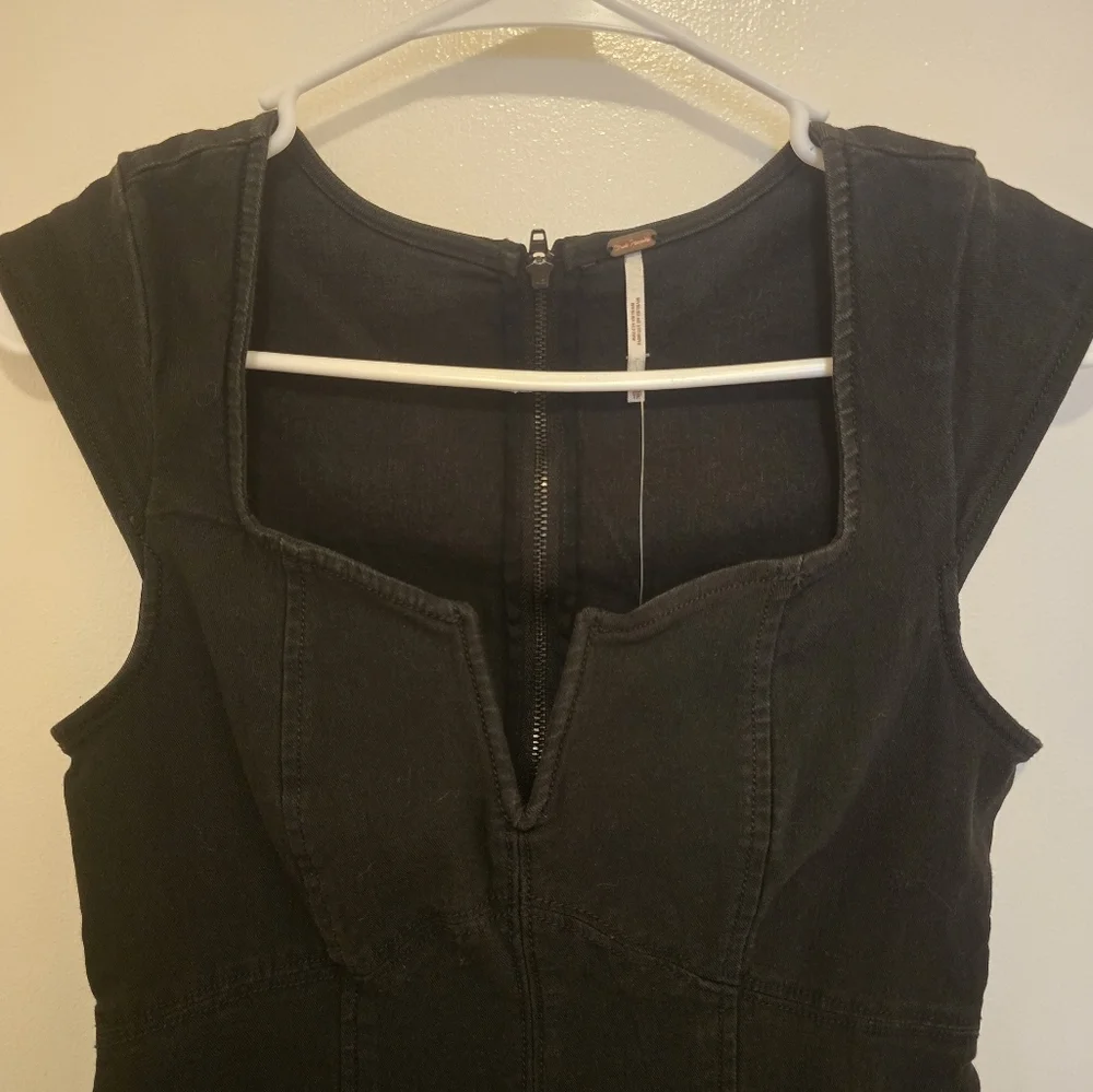 Free People please message