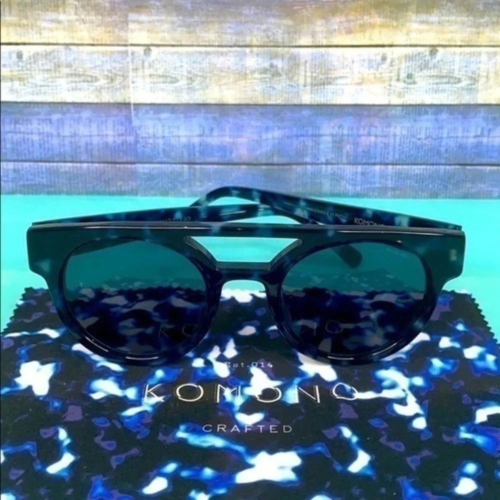 Komono new women’s