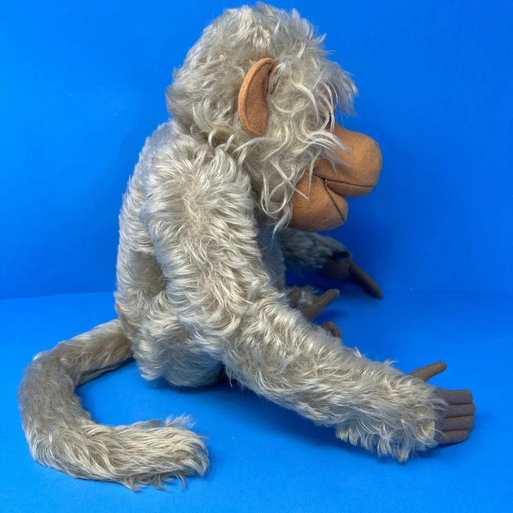 steiff some wear