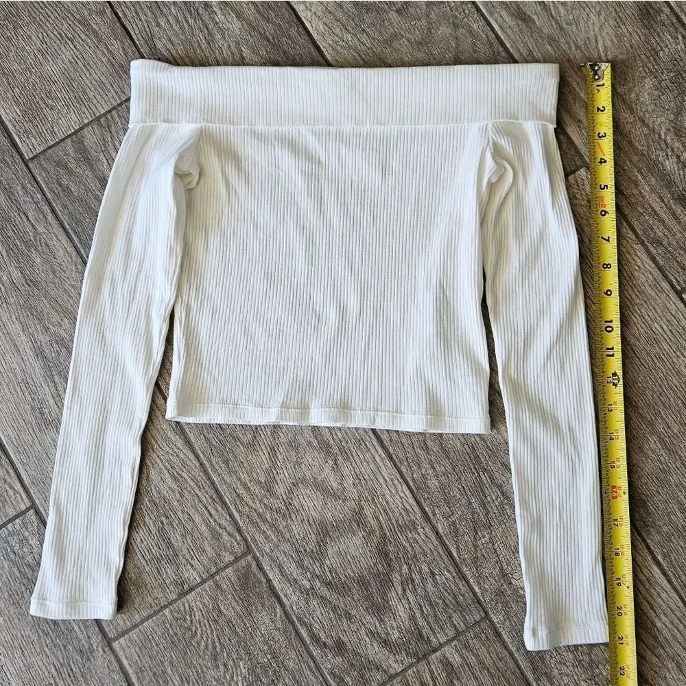 H&M cream off