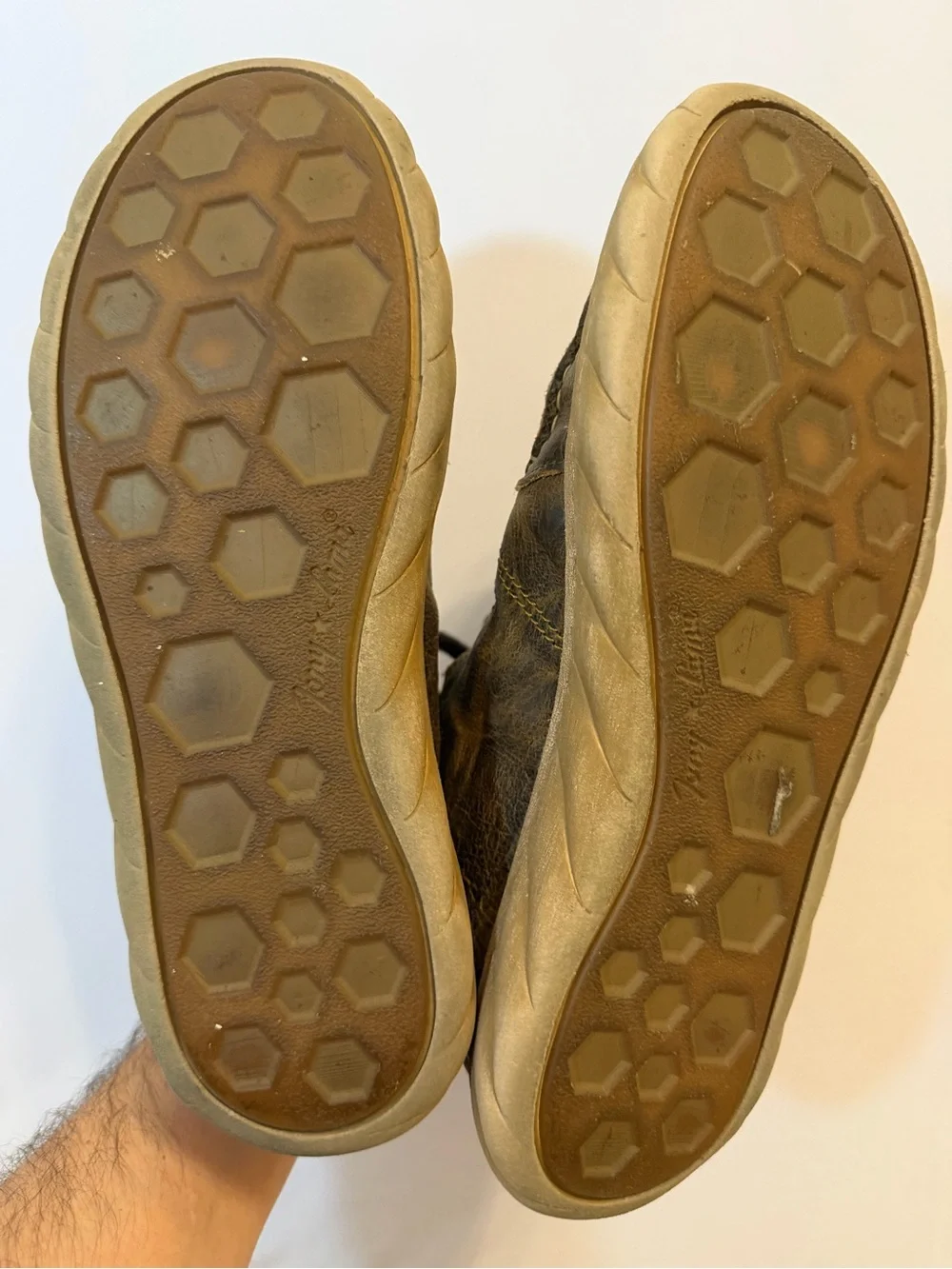 Tony Lama Men’s 10.5 Estancia lace ups.