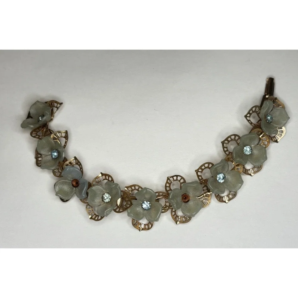 N/A bracelet missing