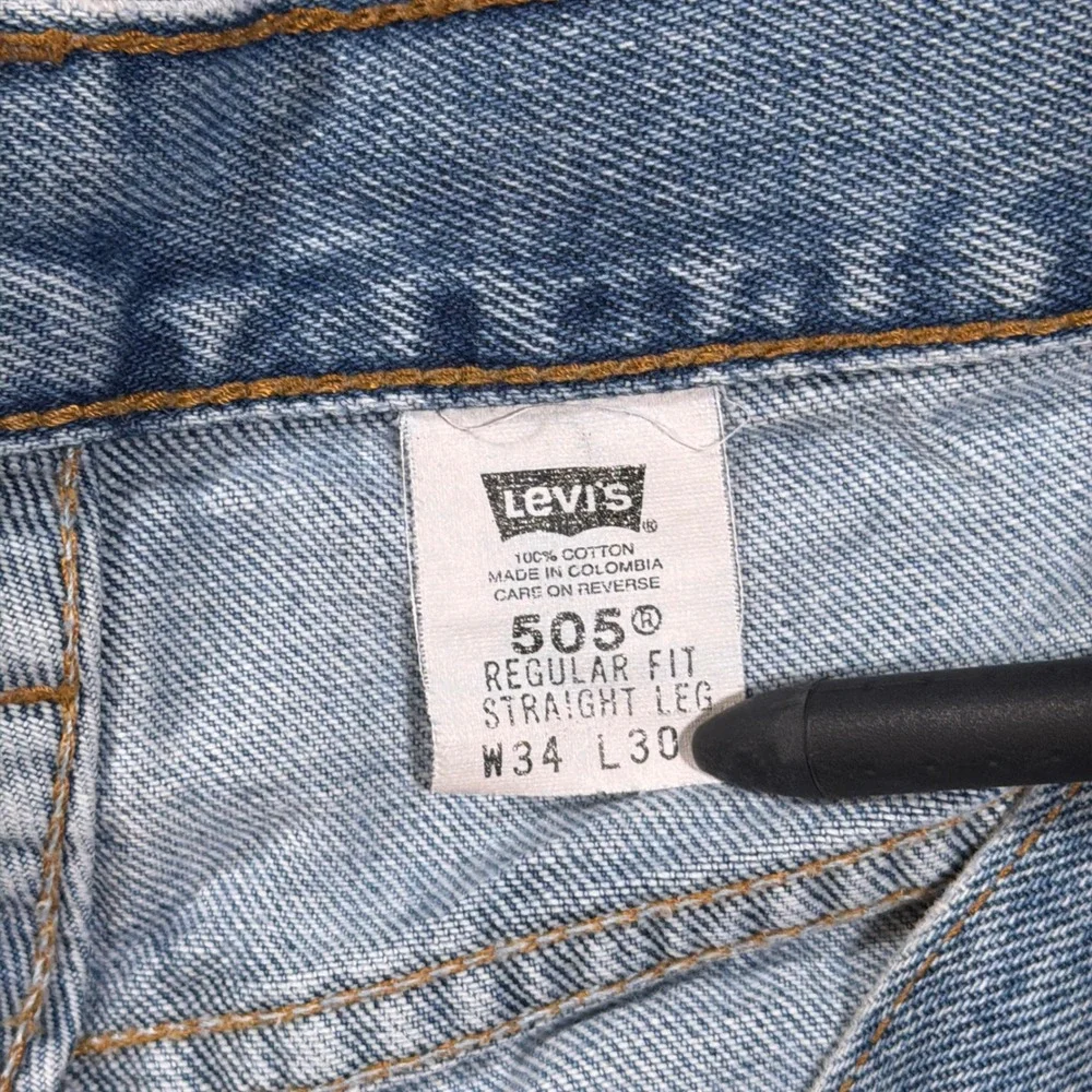 Levis same next