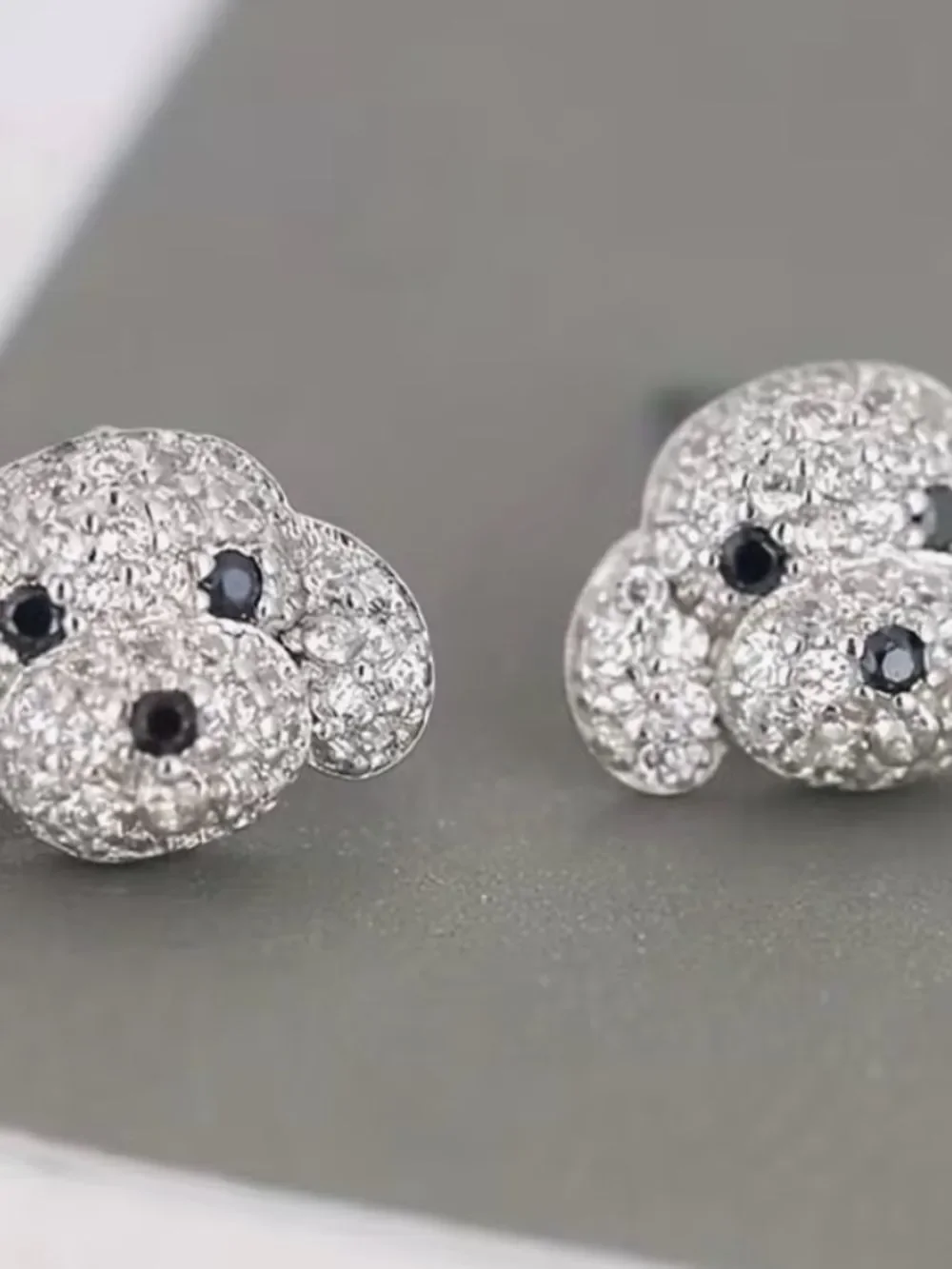 🐶 Betsey Johnson Sparkling Silver Dog Face Stud Earrings Pet-Inspired Jewelry 🐶