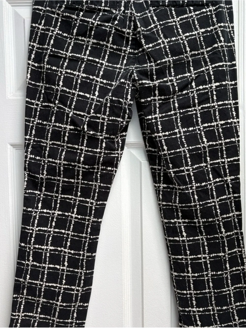 N/A comfortable black