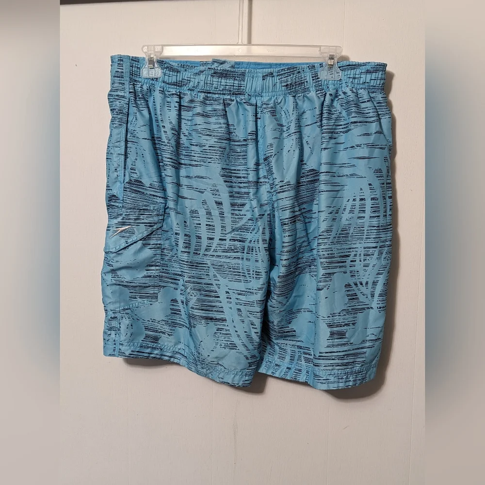 Speedo men board