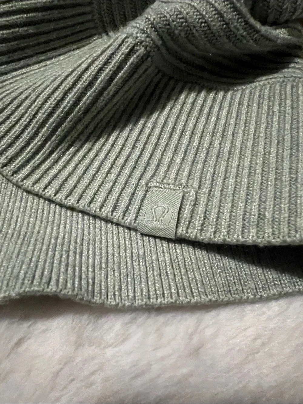 lululemon athletica or pair