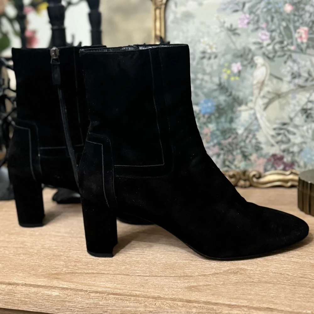 Aquatalia tilly suede