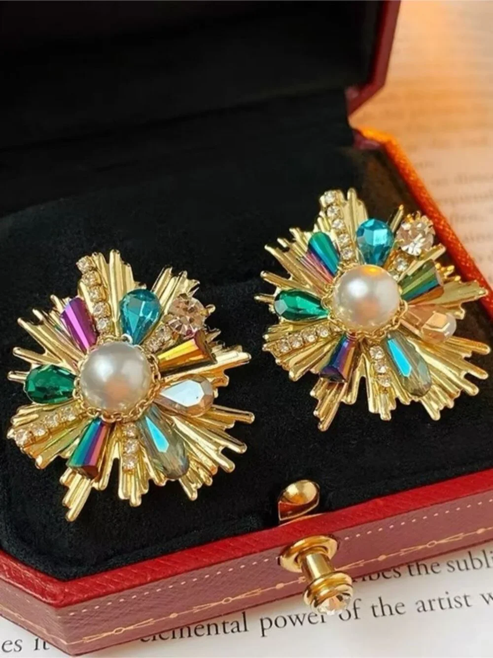 Anthropologie statement starburst