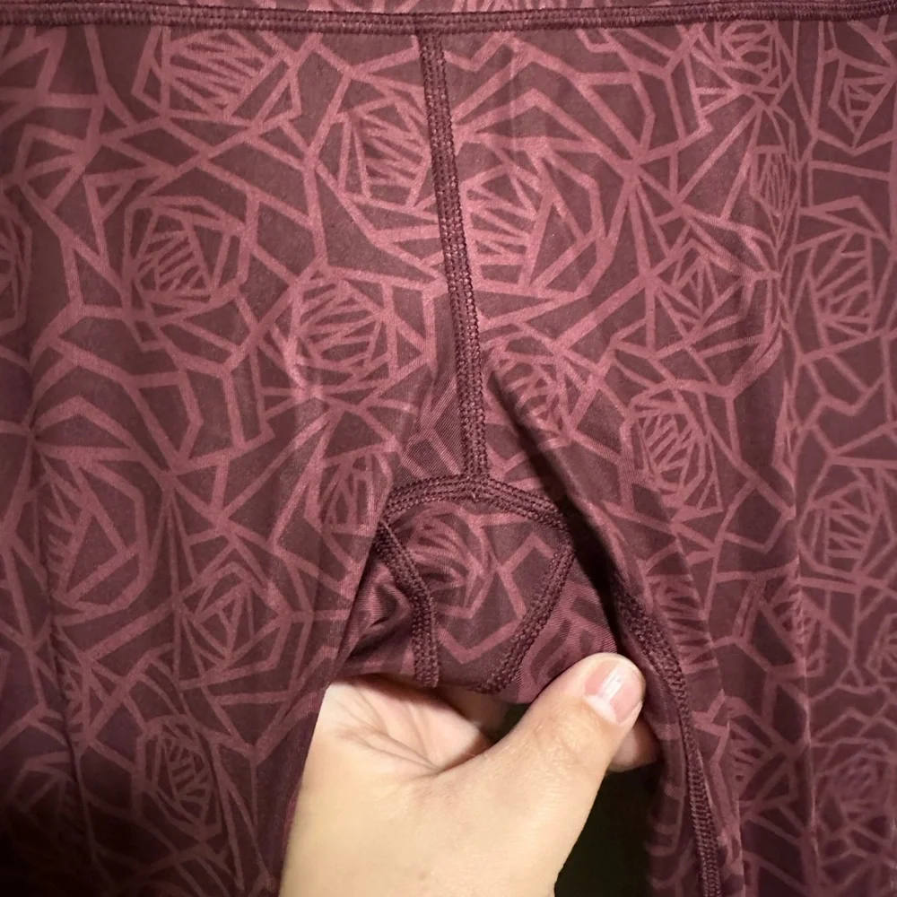 lululemon athletica perfect roses