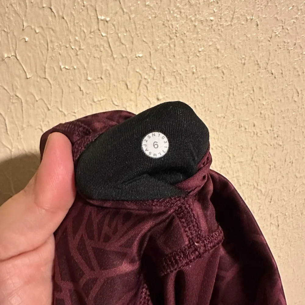lululemon athletica perfect roses