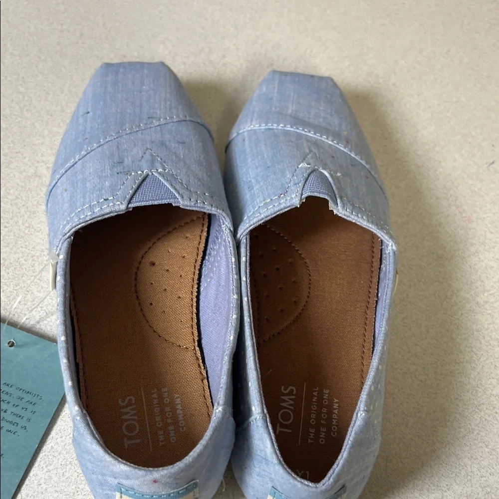 Toms casual slip