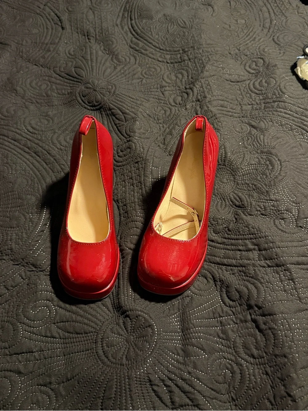 N/A red heels