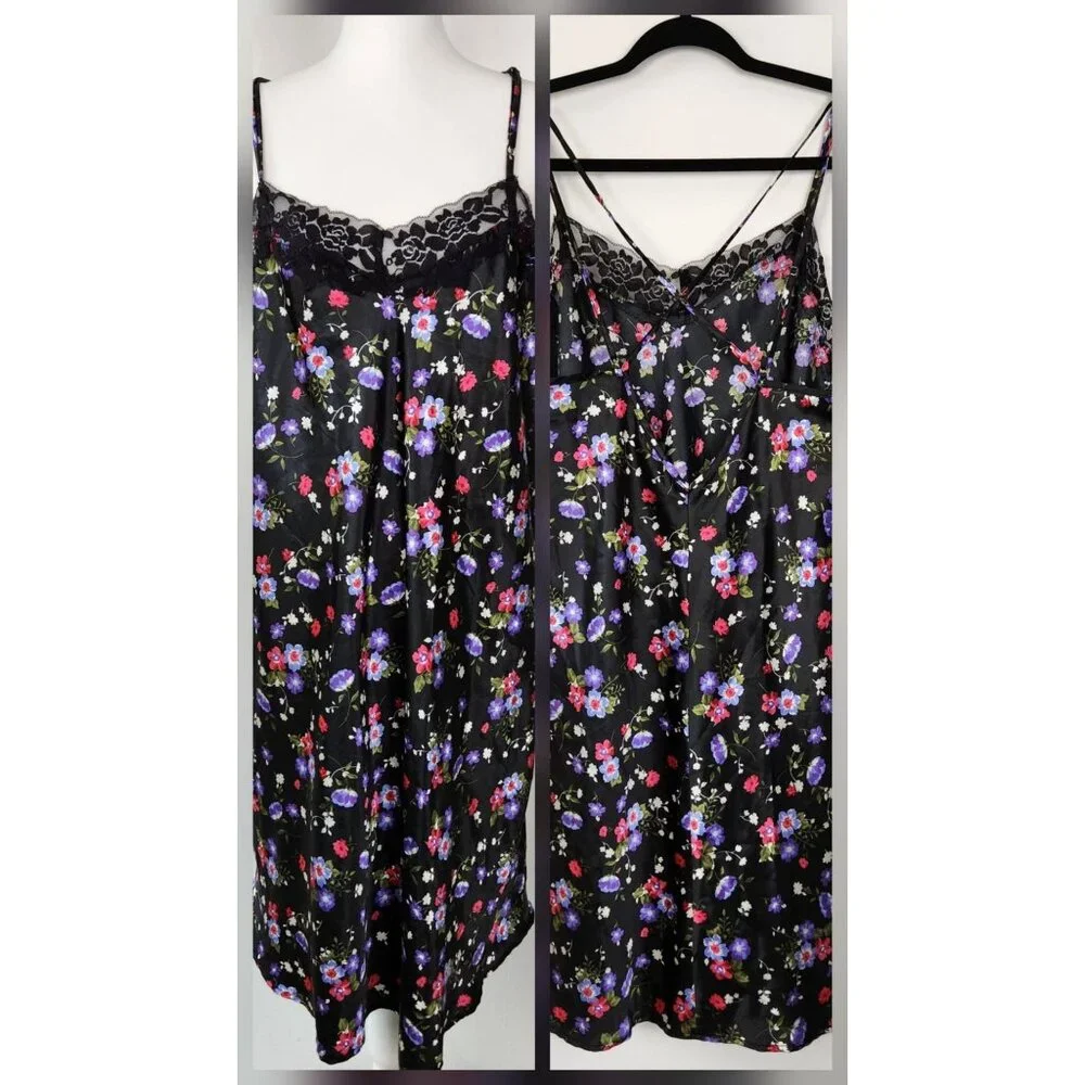 Amoureuse black satin
