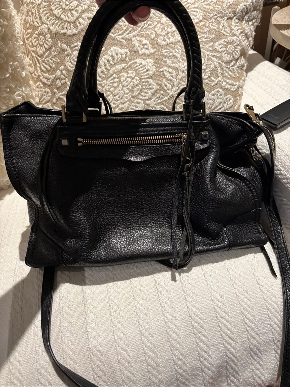 N/A sleek black