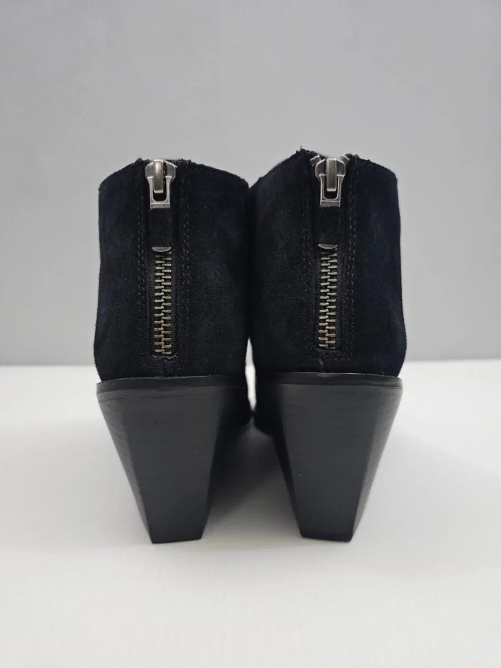 Eileen Fisher eileen fisher