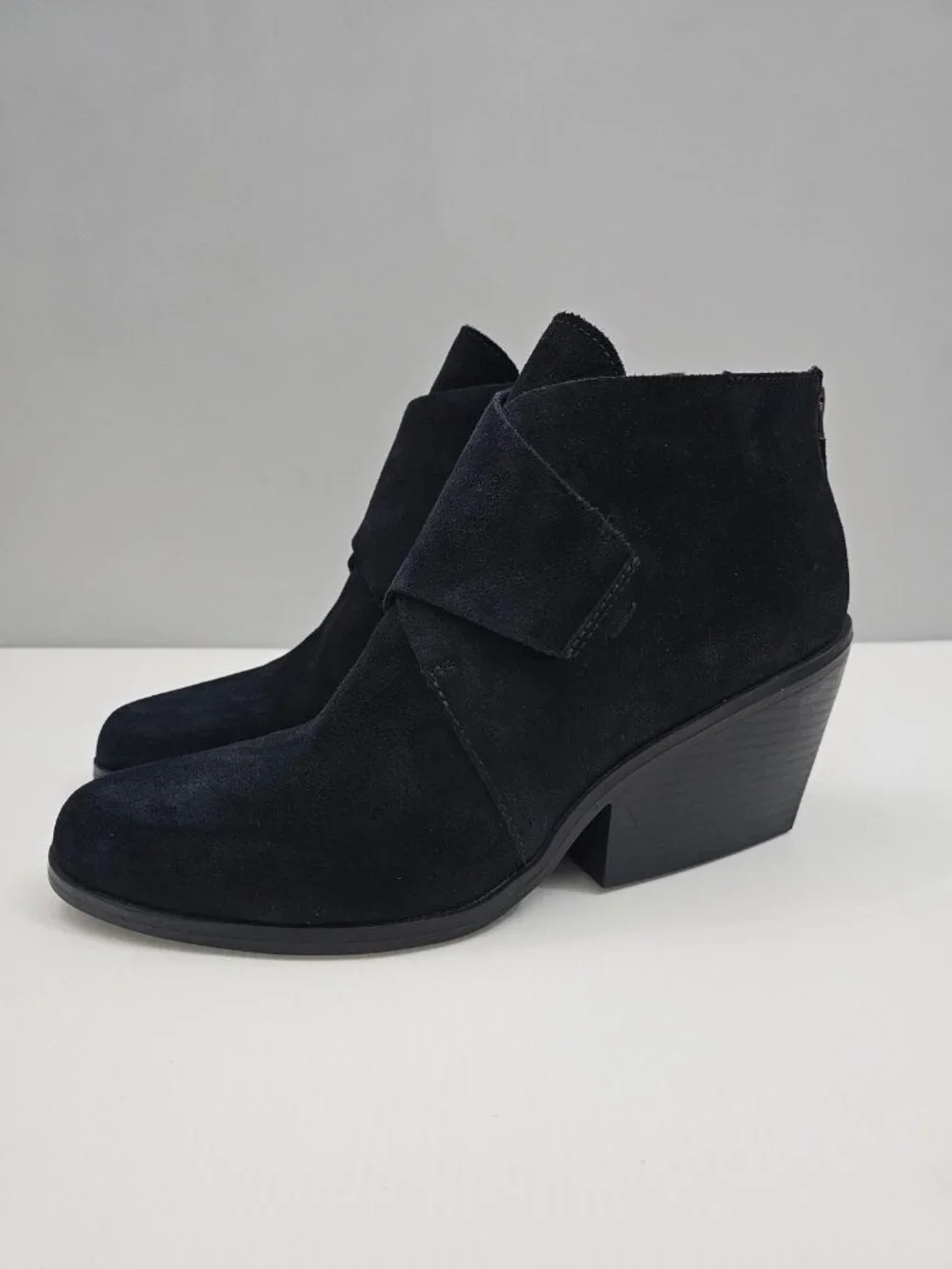 Eileen Fisher eileen fisher