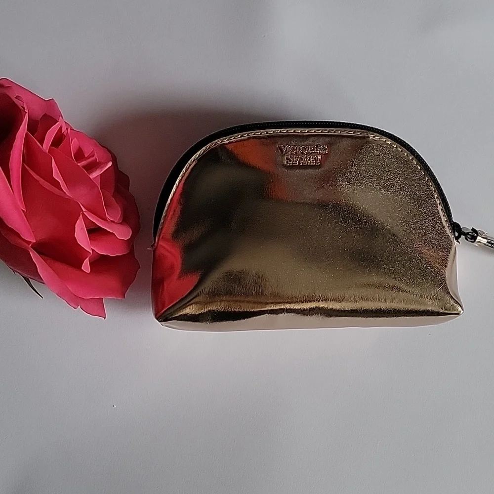 Vera Bradley new chic