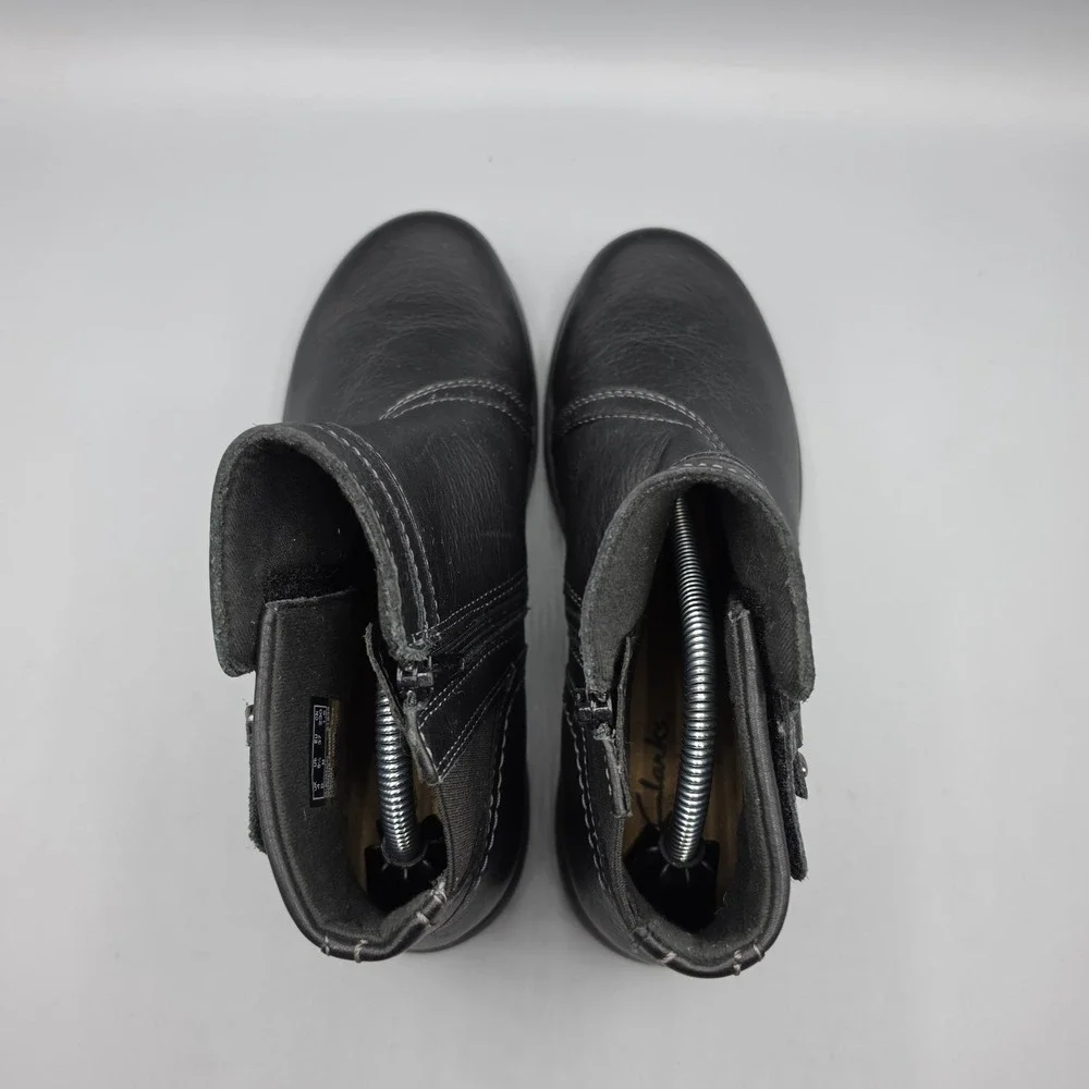 Clarks have colors may