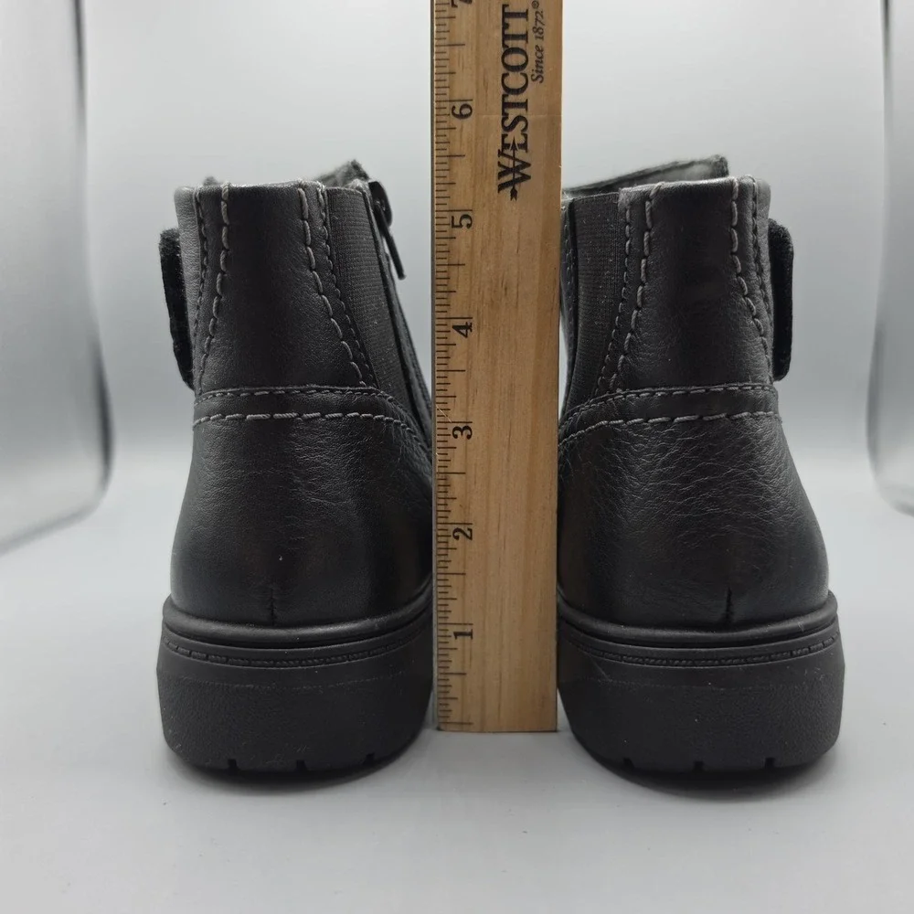 Clarks from review person