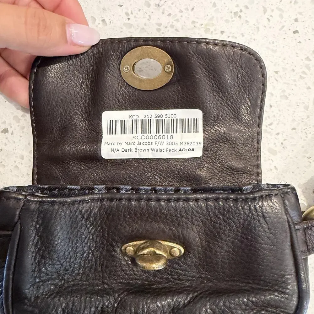 Marc By Marc Jacobs flap surface