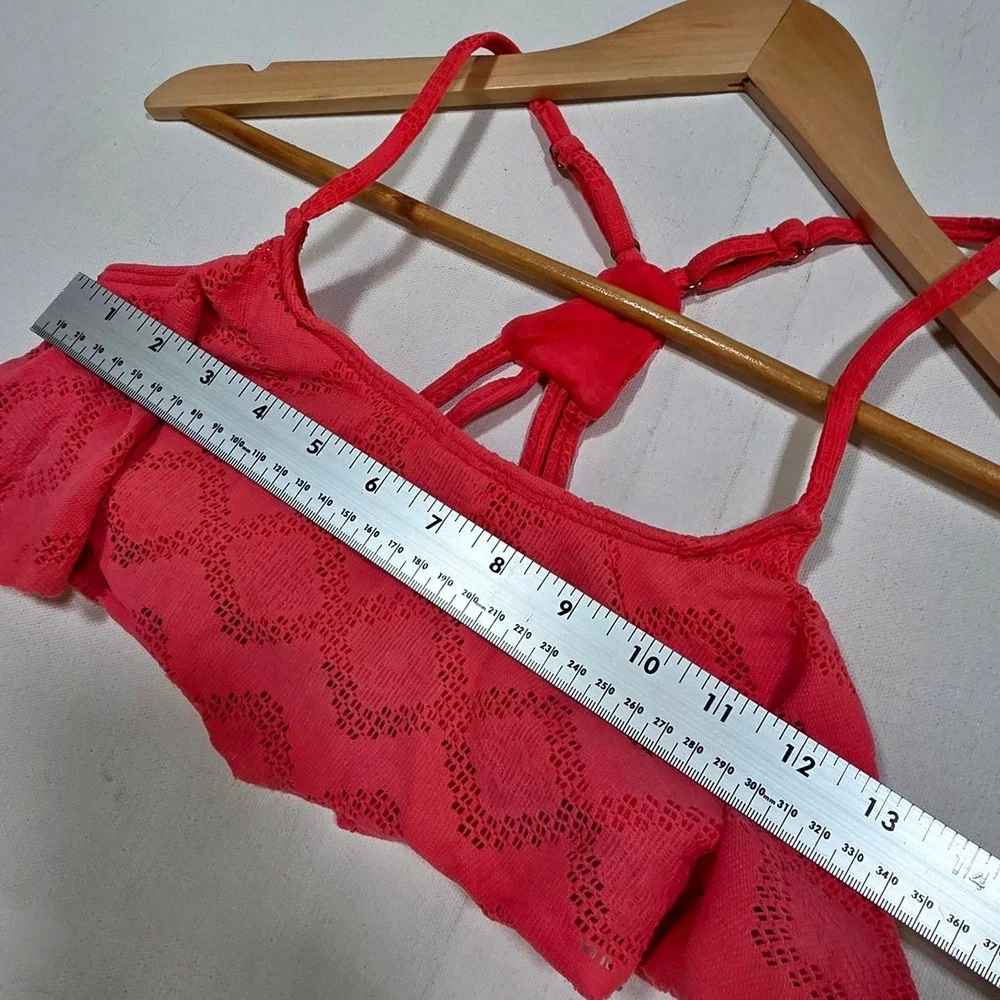 Roxy crochet secure straps
