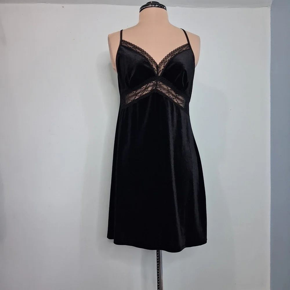 Linea Donatella luxurious black