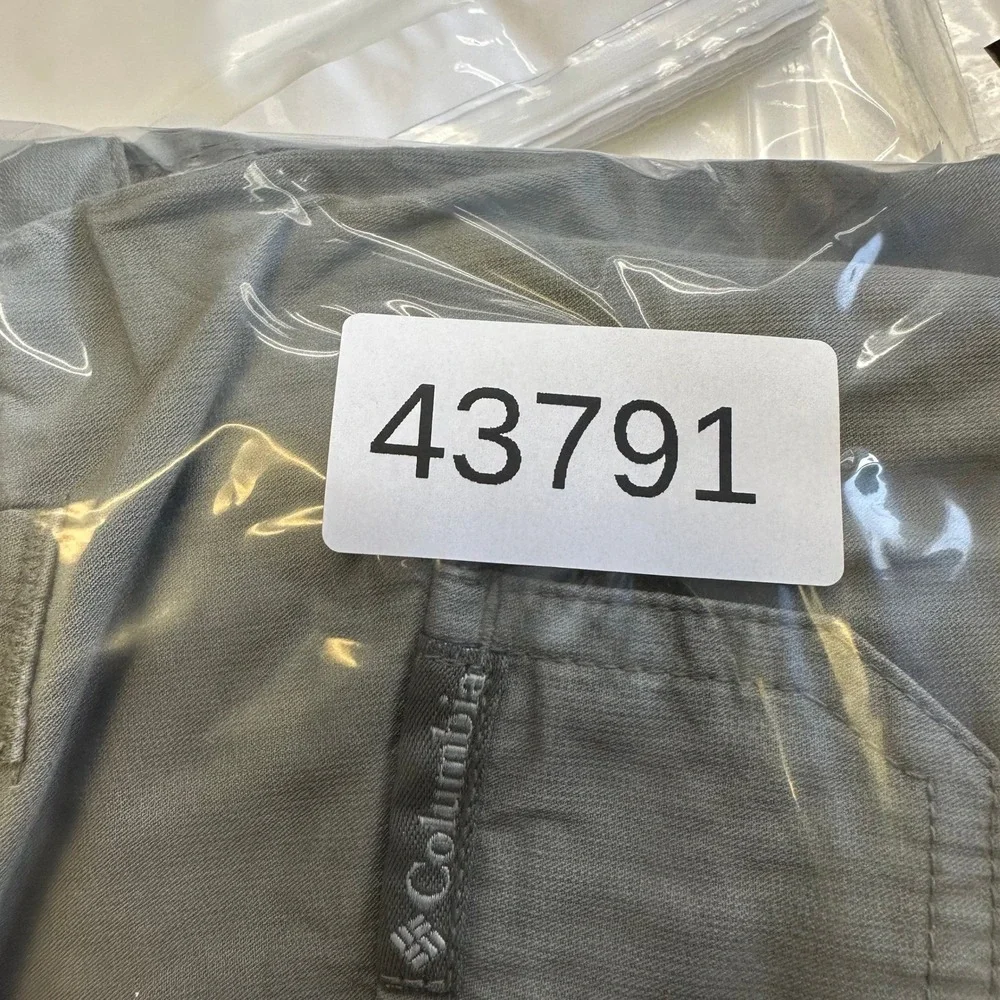 Columbia cargo shorts