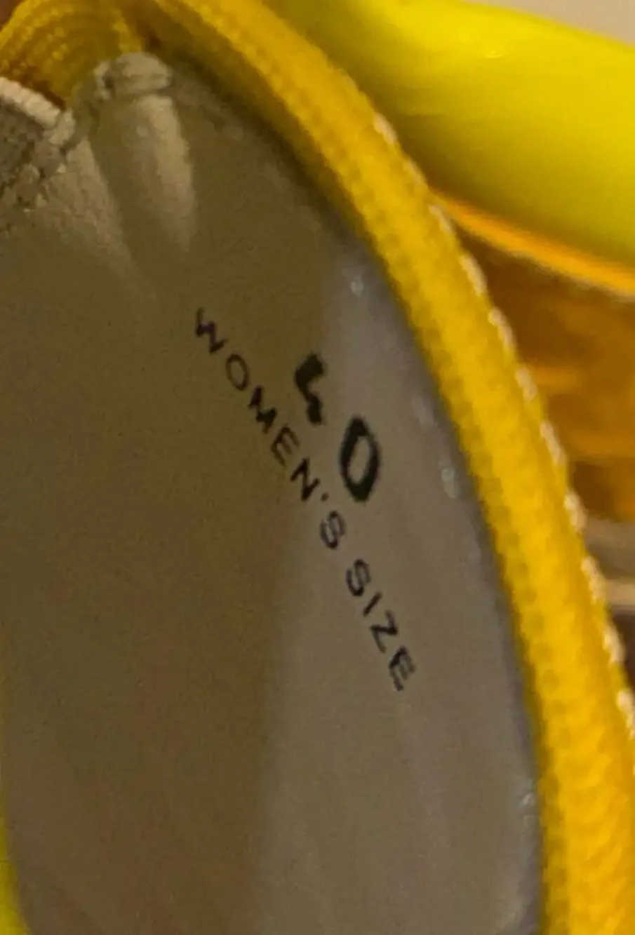 GIENCHI size 40