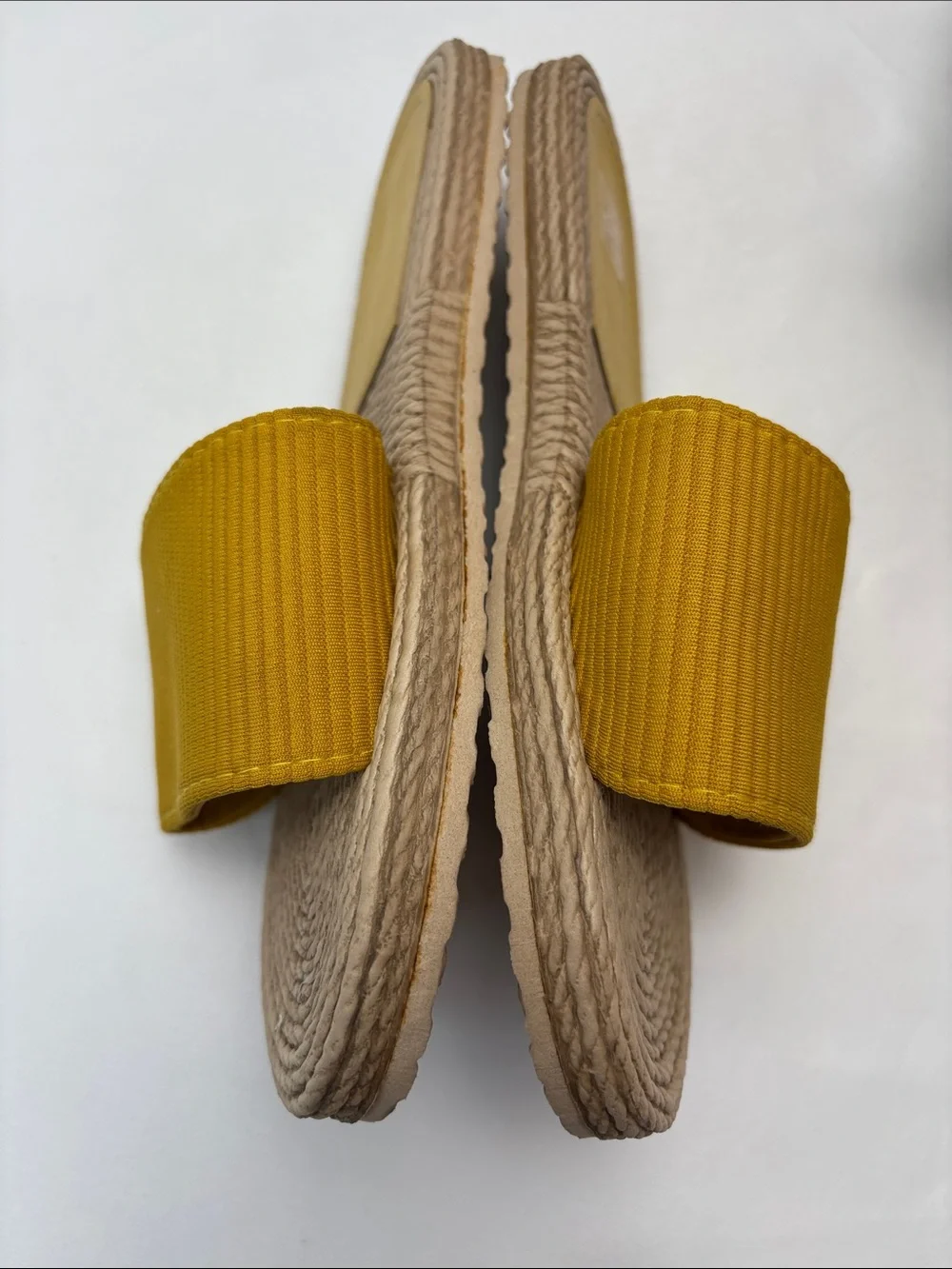 N/A stylish mustard