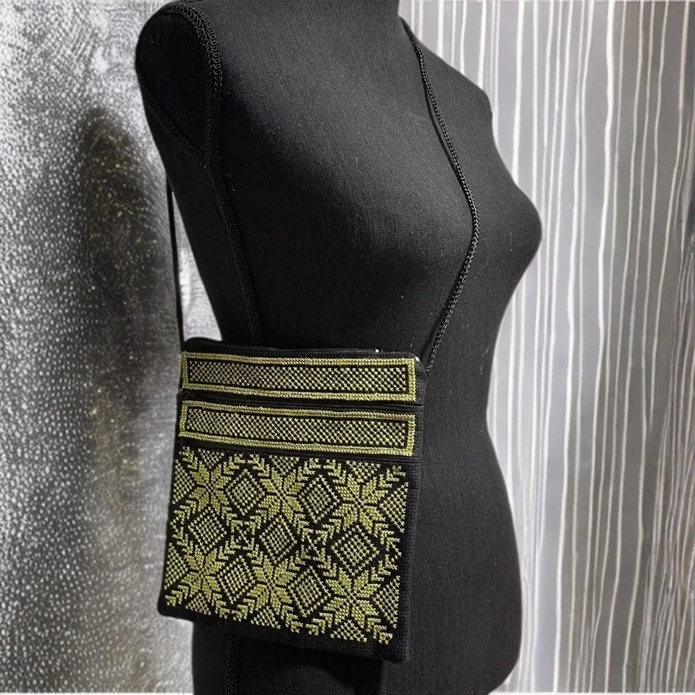 Villagers Collection nwt embroidered