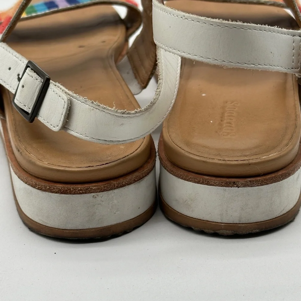 Soludos step into