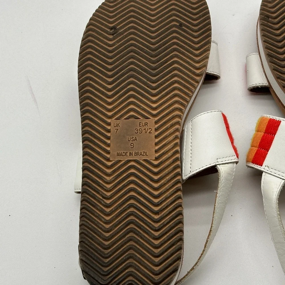 Soludos step into
