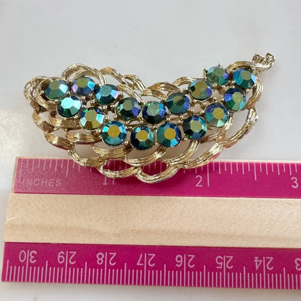 N/A vintage statement