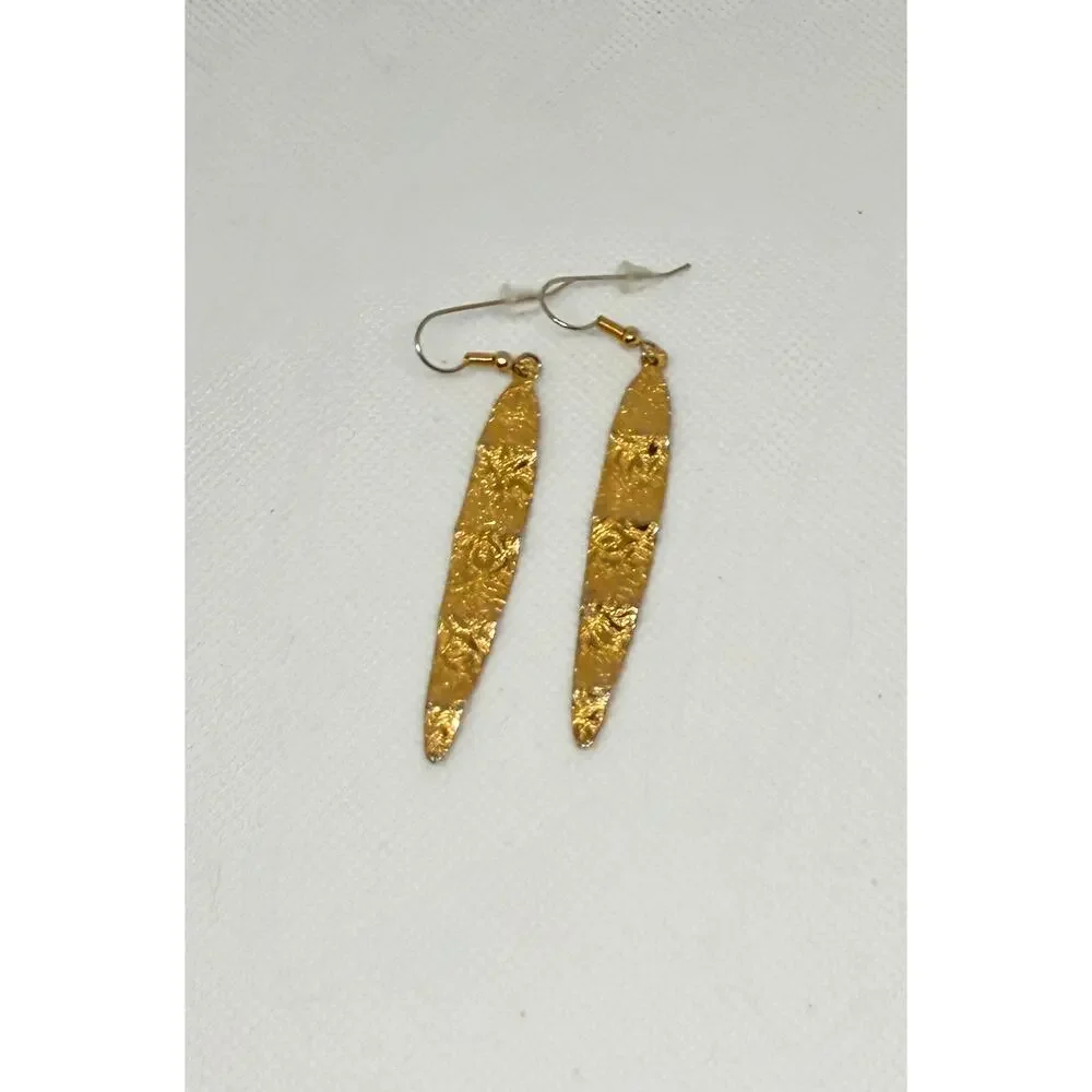🧚🏻‍♀️ Gold Textured Dangle Earrings 3” Drop Boho Statement Lightweight
