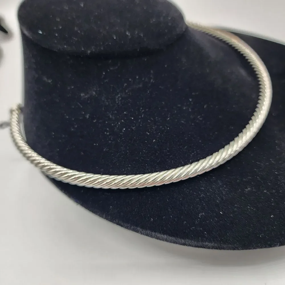 N/A silver twisted