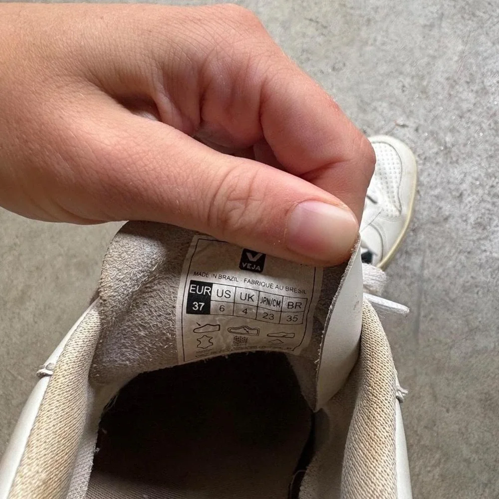 N/A veja white