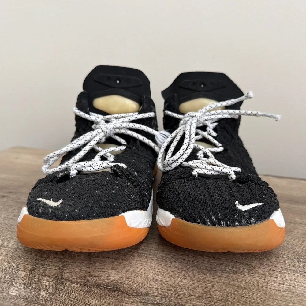Nike style gum