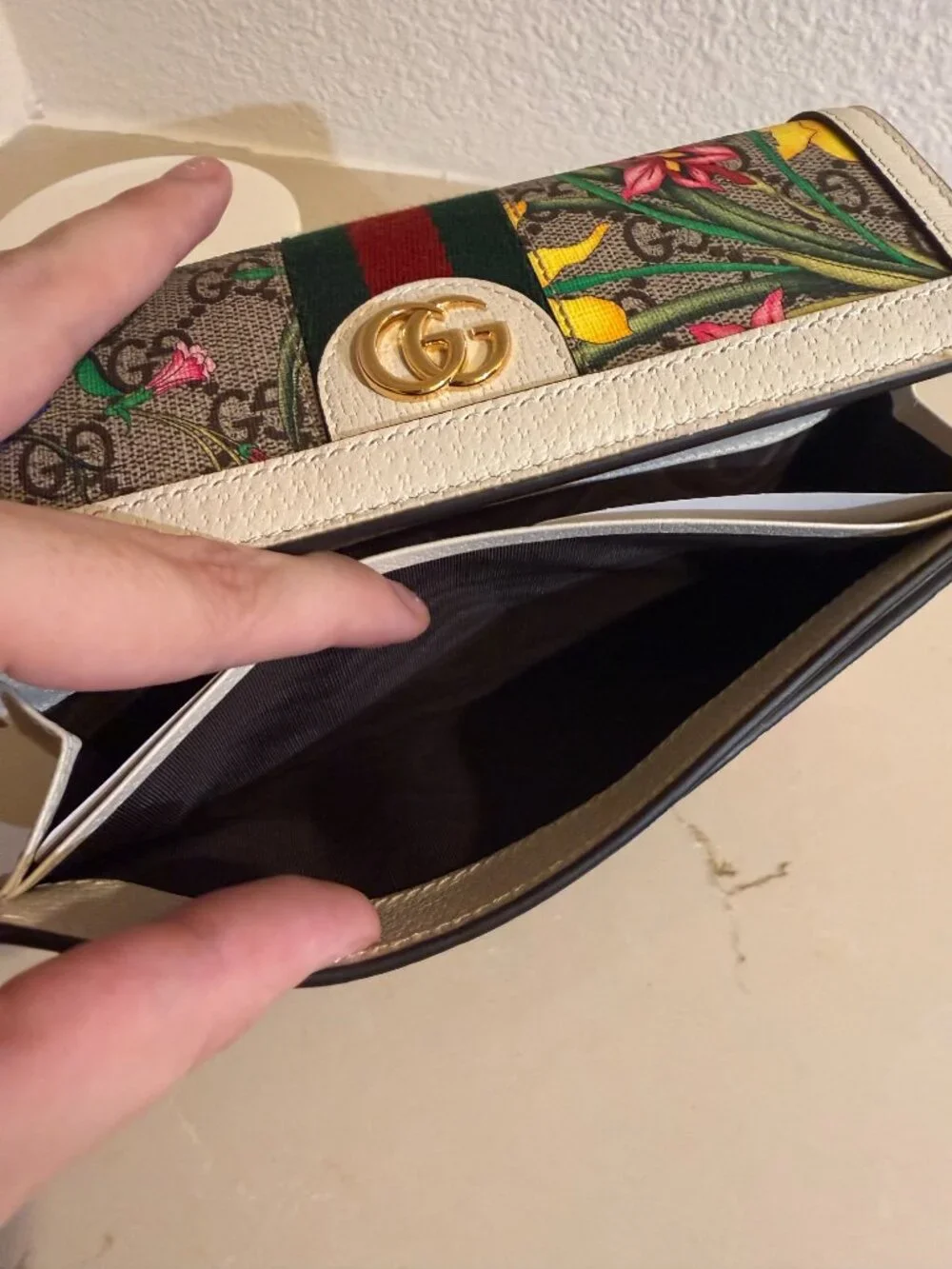 Gucci certificate authenticity