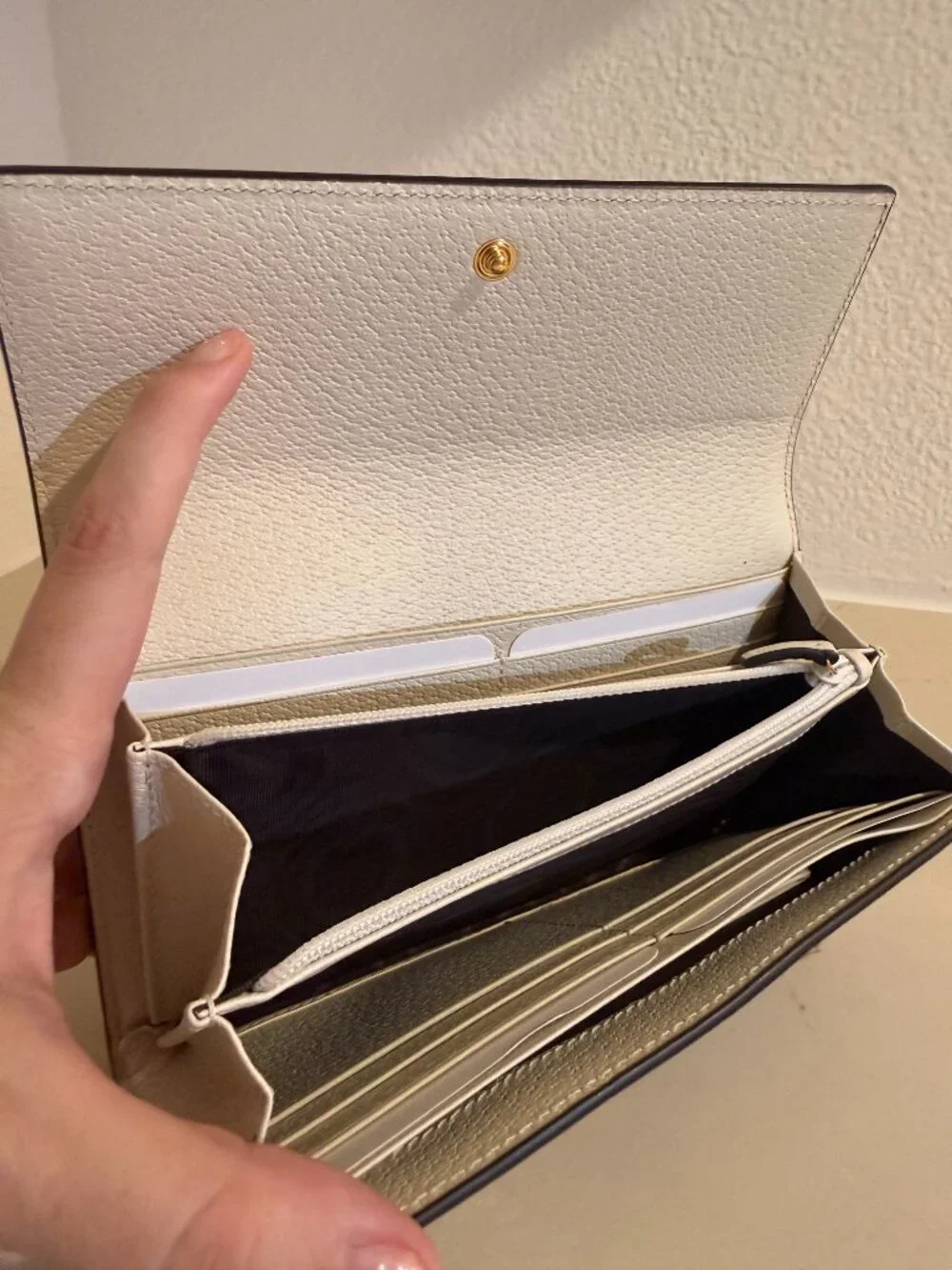 Gucci certificate authenticity