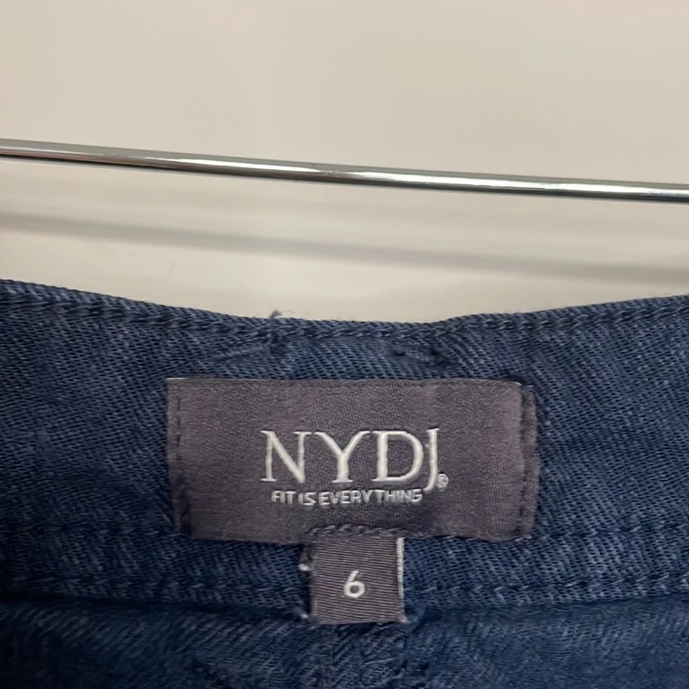 NYDJ Dark Wash Chambray Shorts Sz 6 EUC