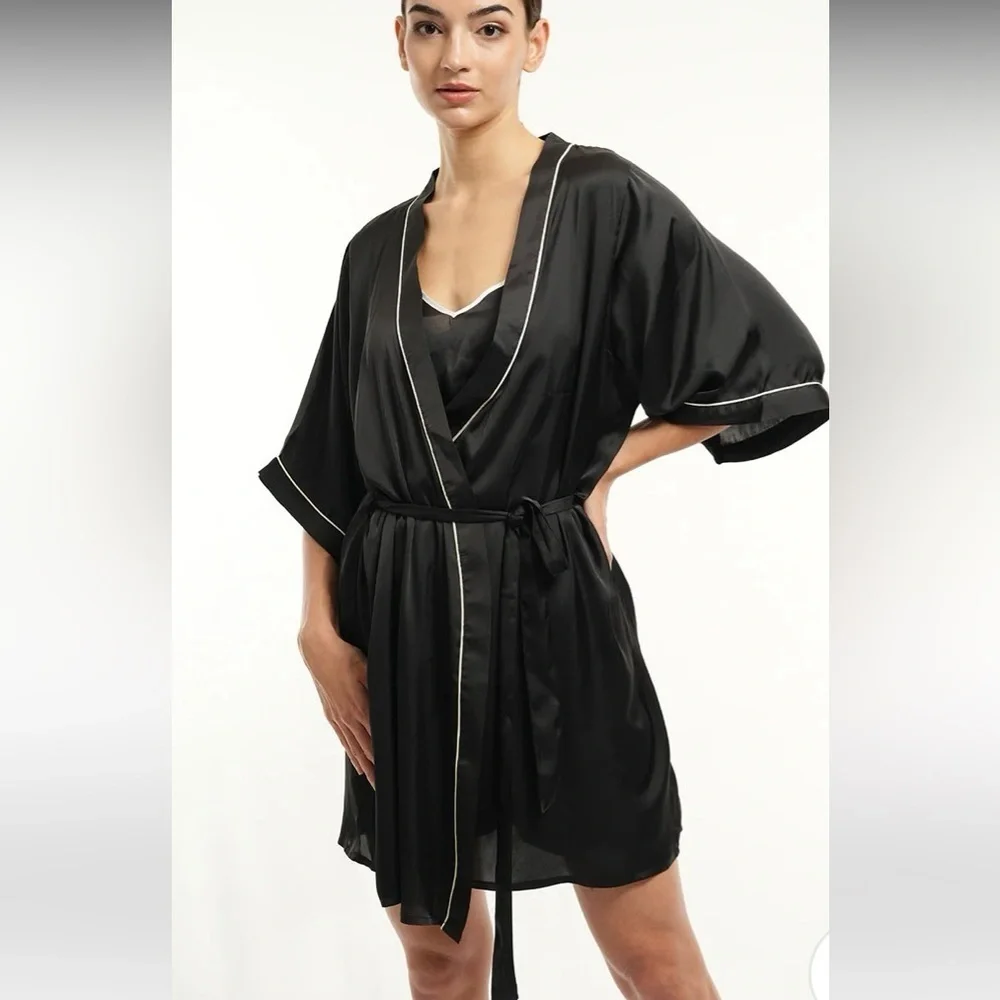 SEDA by MACKLY Black Satin Kimono Robe size S/M