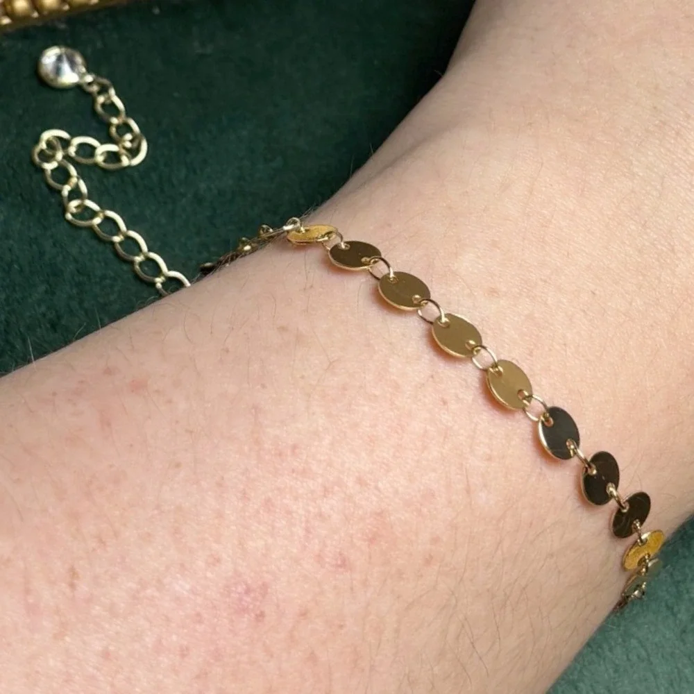 N/A type bracelet