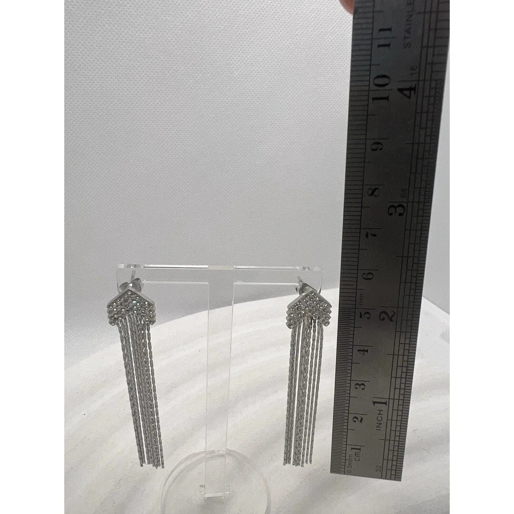 N/A long earrings