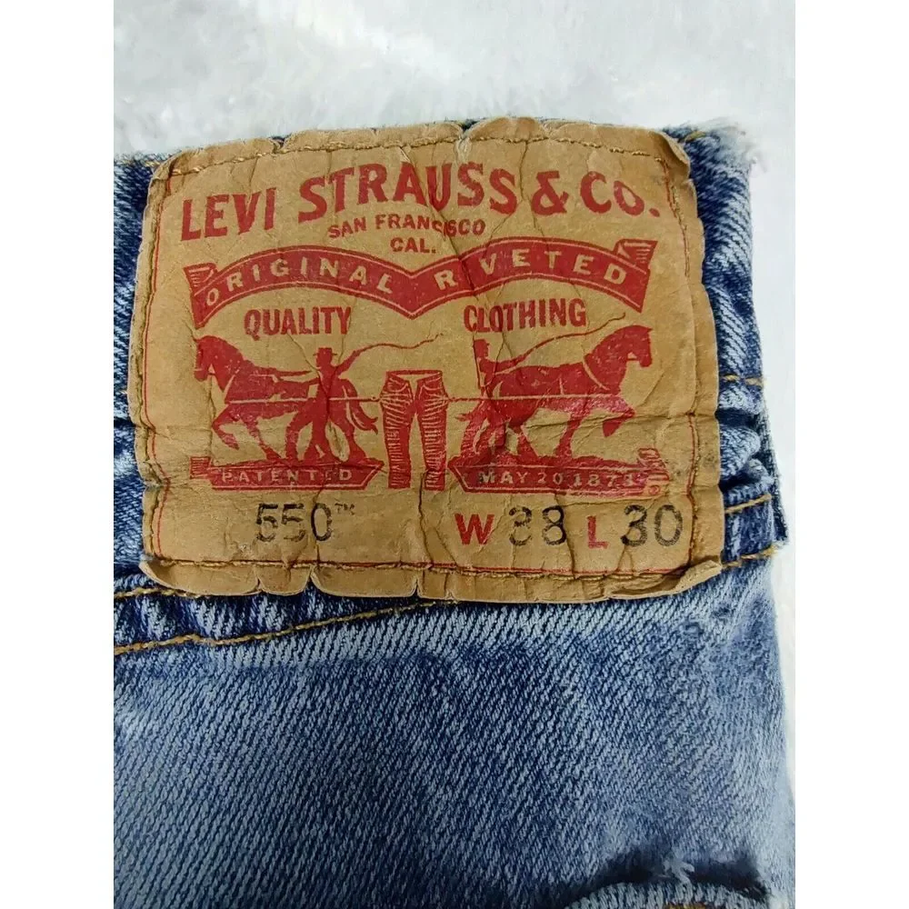 Levis levi 550