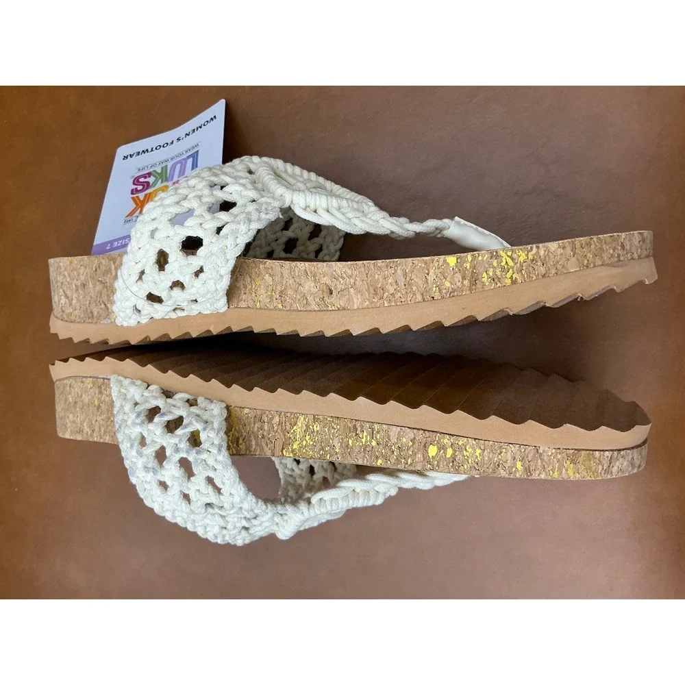Muk Luks these muk
