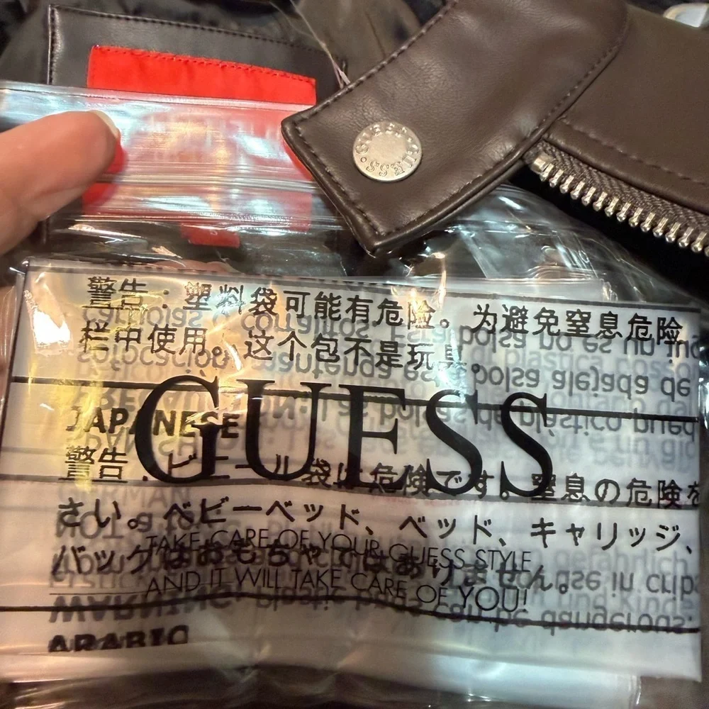 Guess stylish dark