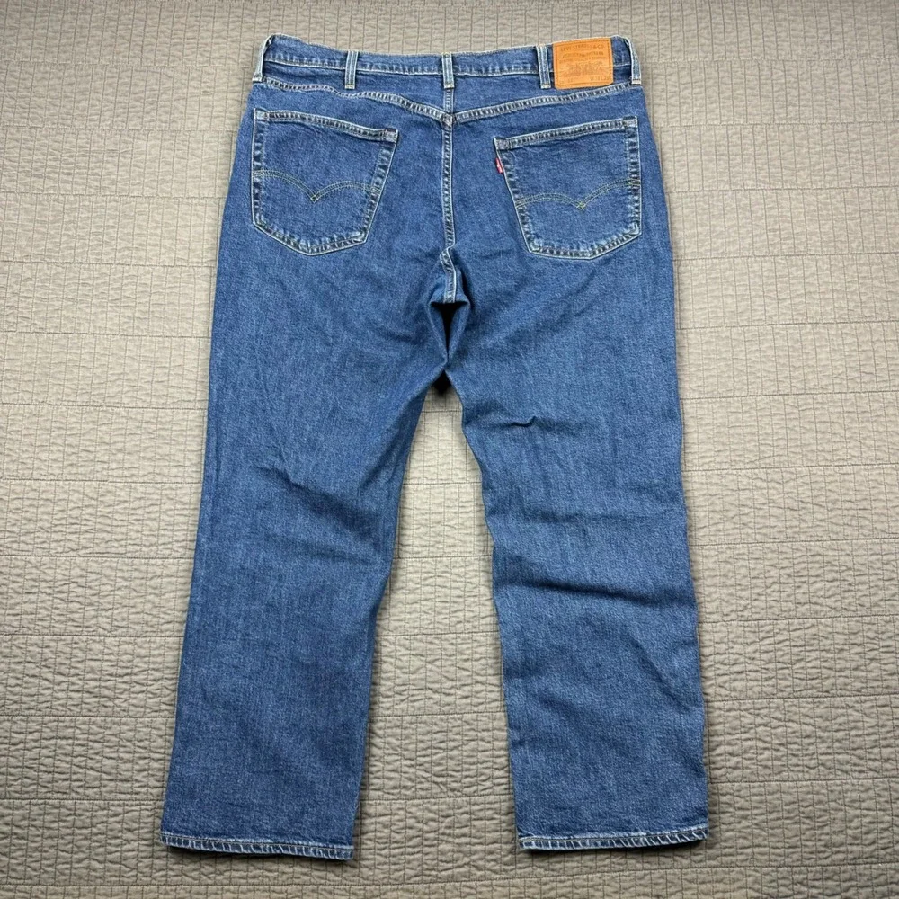 Levis tagged size
